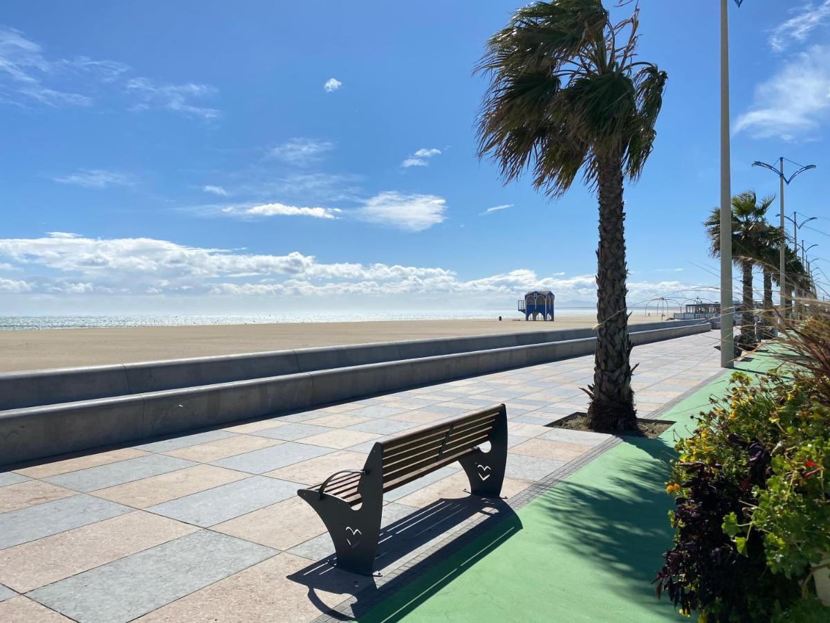 Le Soleou Hotel Port-la-Nouvelle Luaran gambar